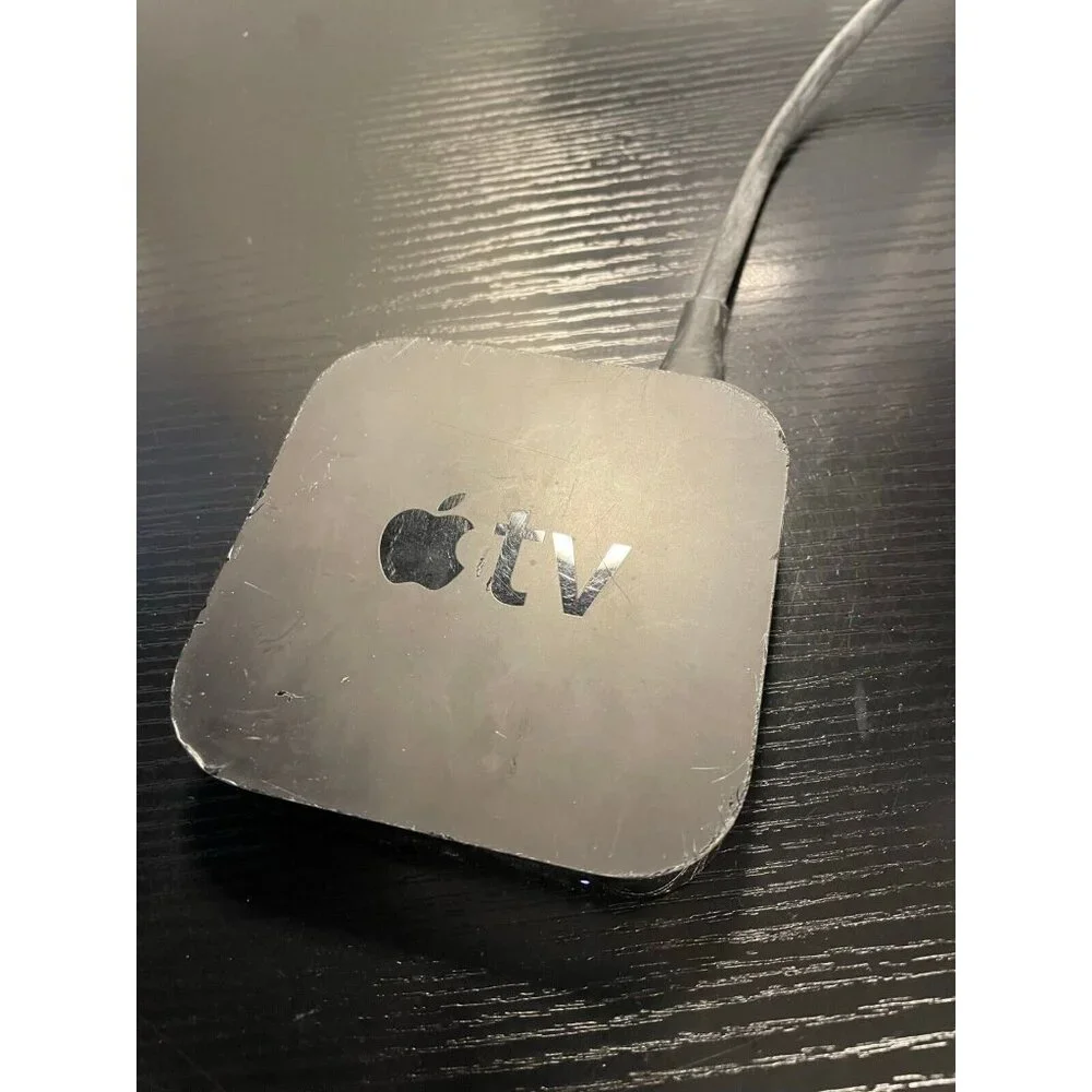lot of 2 Apple TV 3rd Gen 8GB HD Media Streamer A1469 A1427 only no remote